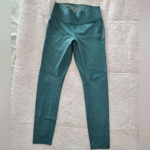 Outdoor voices leggings Small